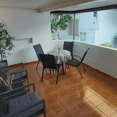 Apartamento Blue Turtle Apartment, Next To The Puerto del Carmen (Lanzarote)